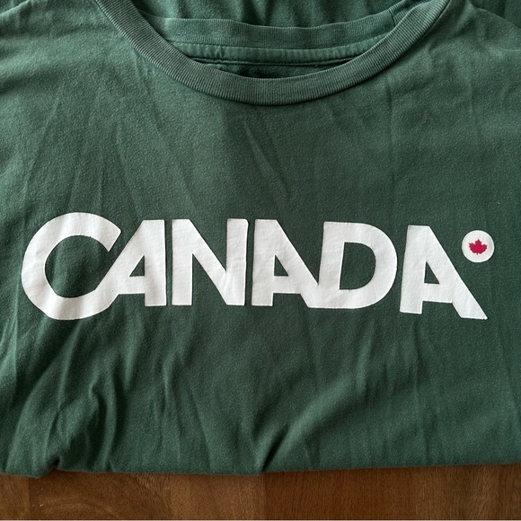 Vintage Canada Olympics T-shirt Hudsons Bay Pine
Green Graphic Tee - Picture 3 of 6